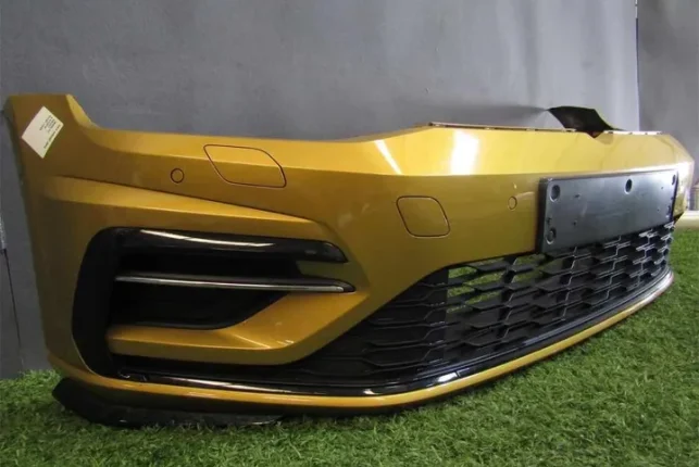 paragolpes golf